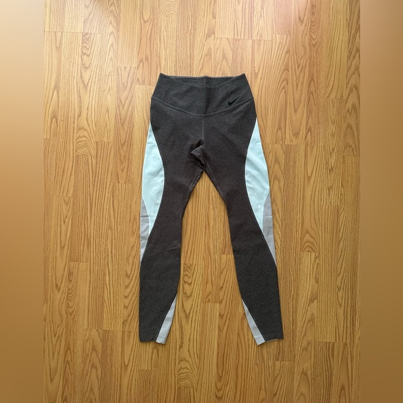 Nike Dri-Fit Leggings - Picture 2 of 4